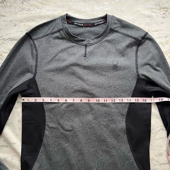 Spyder activewear lined  Long Sleeve top base layer - Picture 4 of 9